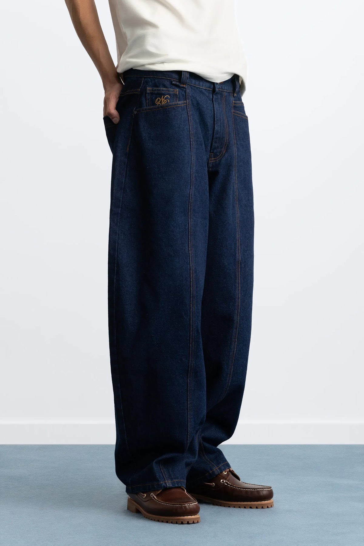 Barrel Jeans Raw Indigo | WEAVEPLACE
